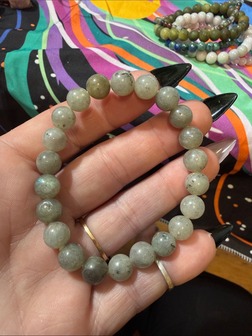 Hand Crafted Labradorite Beaded Bracelet - Gray Green